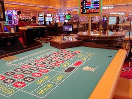 Aplikasi mobile rj slot dengan antarmuka slot games dan kasino langsung